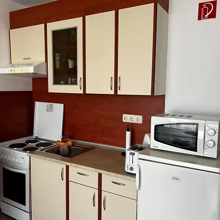 Peter Apartmanbulgaria-imperial Noks אלניטה