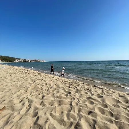 Peter Apartmanbulgaria-imperial Noks アパート *